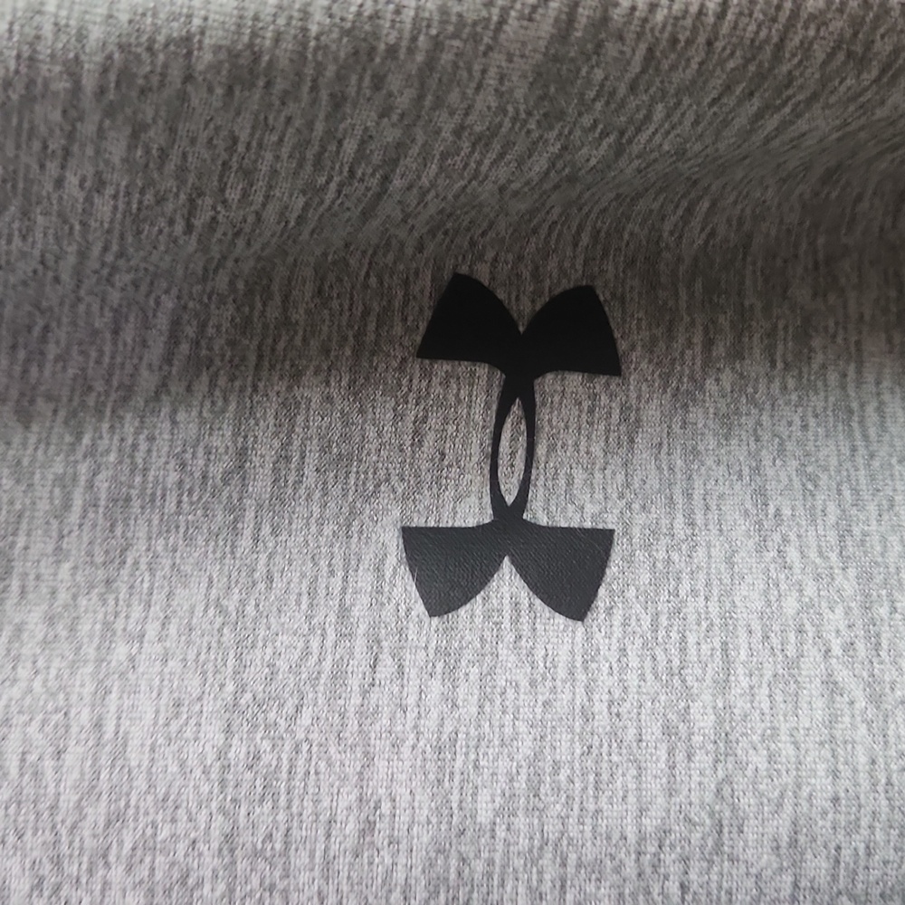 Under Armour Long Sleeve Fitted Shirt - Picture 2 of 6